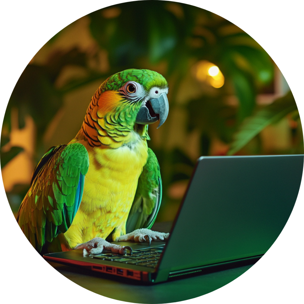 Zielono-żółto-pomarańczowa papuga patrząca na otwartego laptopa